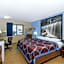 Super 8 by Wyndham Manhattan KS