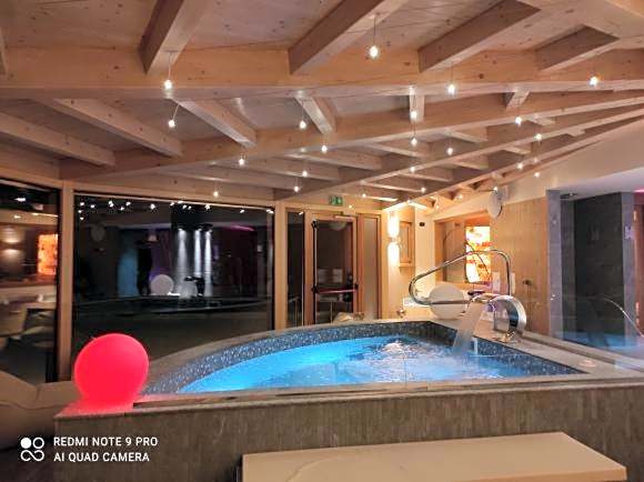 Alps Oriental Wellness HOTEL