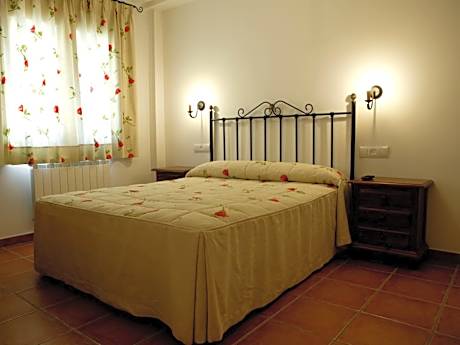 Two-Bedroom Apartment (4 Adults)