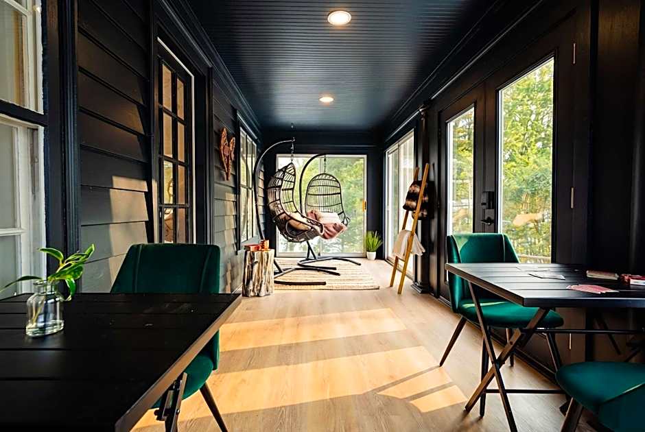 Launchpoint Lodge