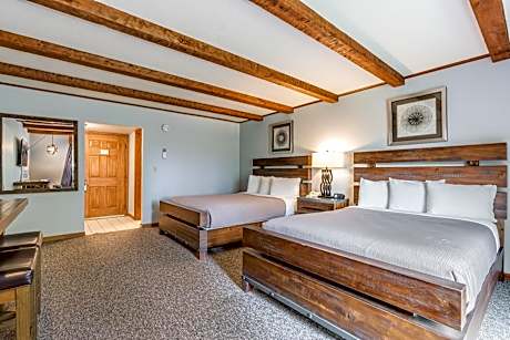 Queen Room with Two Queen Beds