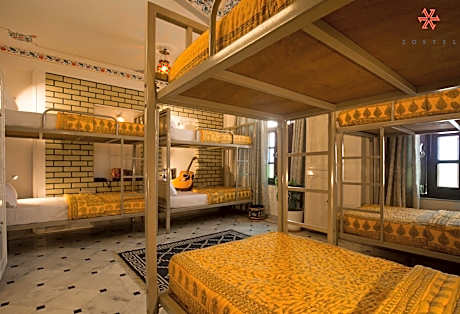 Bed in 8-Bed Mixed Dormitory Room