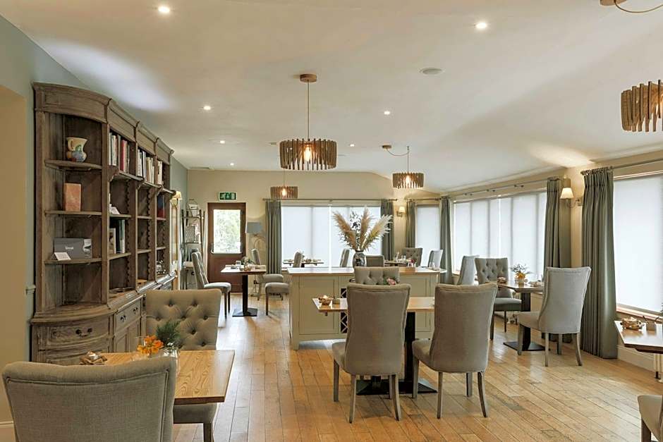 The Lovat, Loch Ness