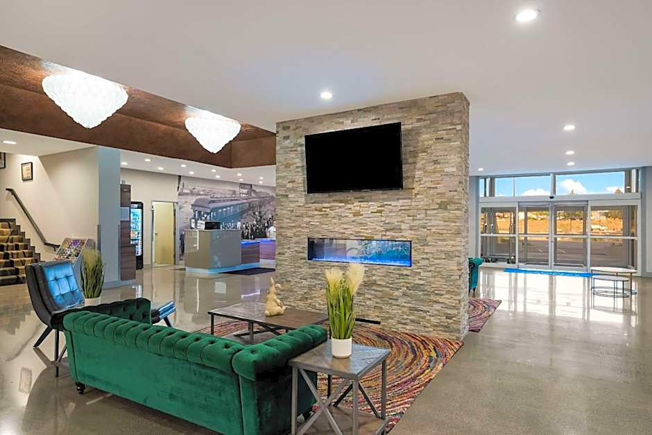 Richland Riverfront Hotel and Conference Center, Ascend Hotel Collection