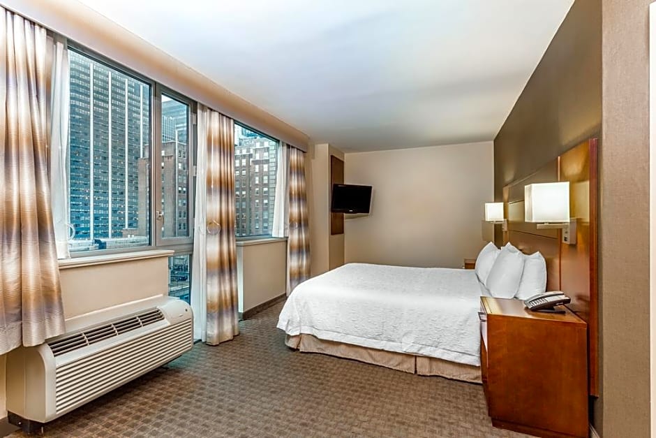 Hampton Inn By Hilton Grand Central