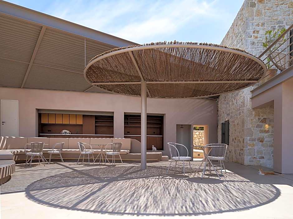 Amphitheatro Boutique Hotel