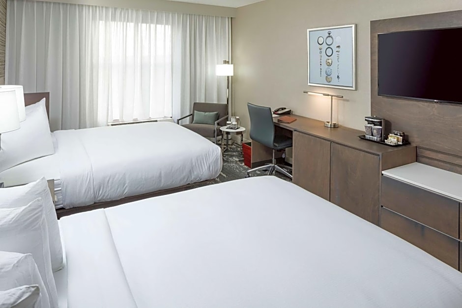 DoubleTree by Hilton Boston Logan Airport Chelsea