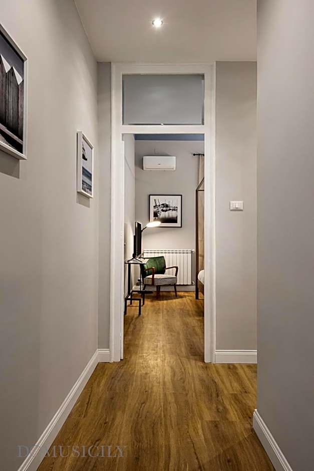 Constance Luxury Apartment by DomuSicily