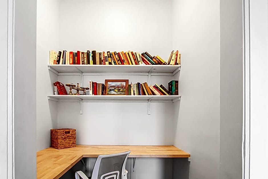 Library Square Suites