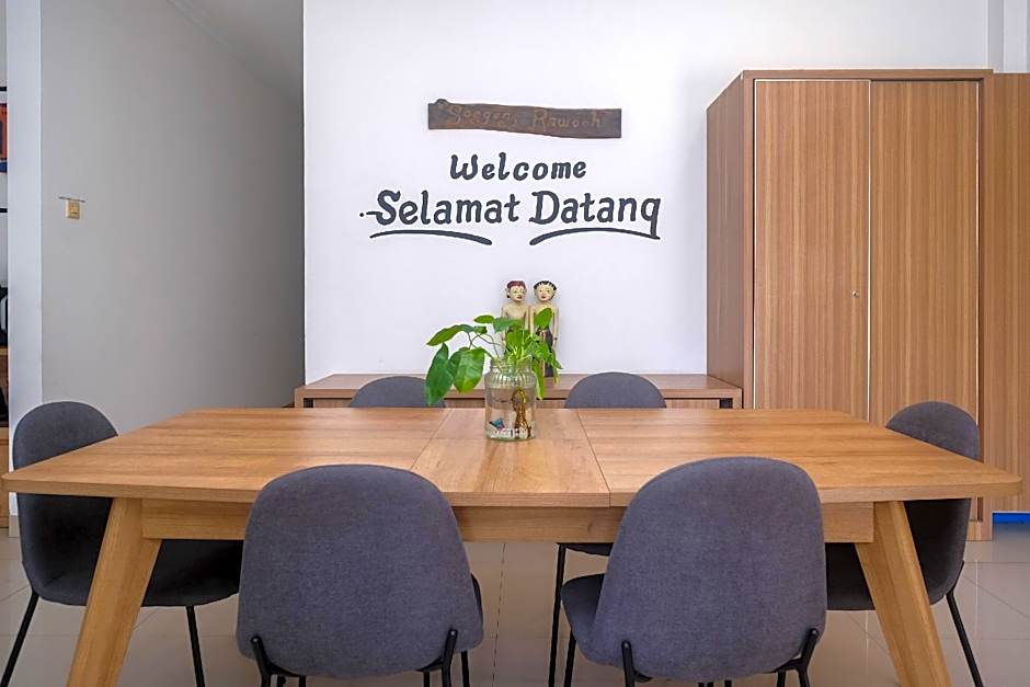 RedDoorz near Stasiun Solo Balapan 3