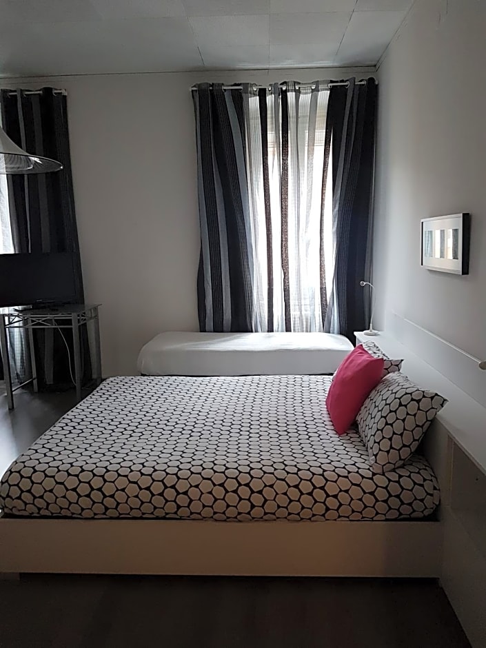 B&B Porto Vecchio ROOMS - Stazione Centrale Trieste