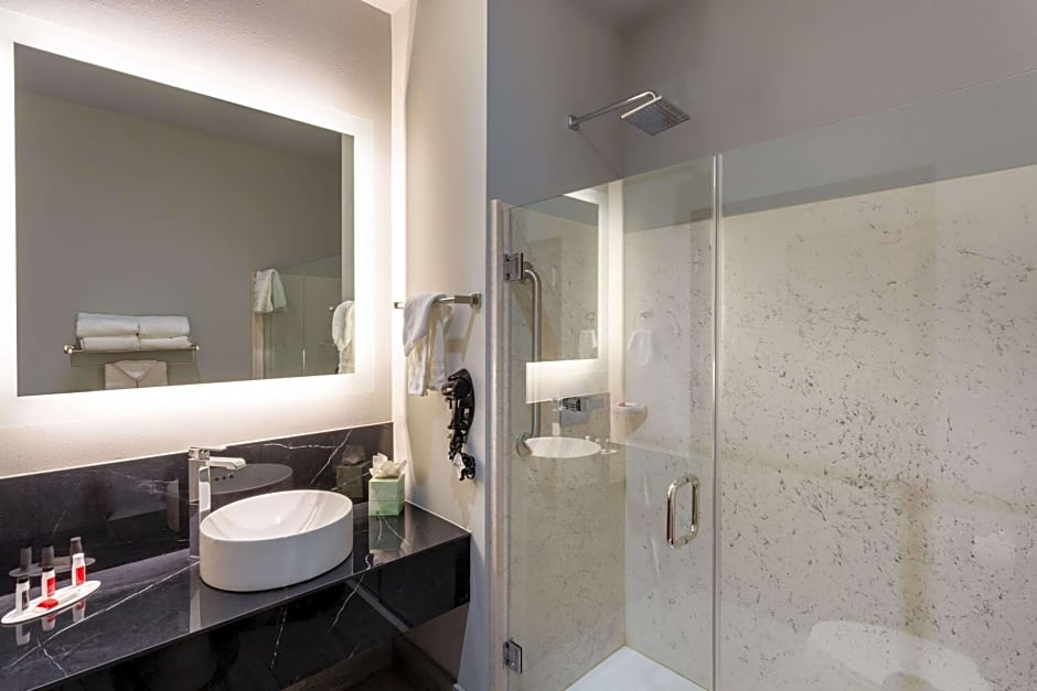 Baymont by Wyndham Madison South