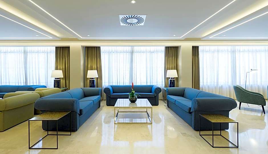 Hotel Apartamentos Pyr Fuengirola