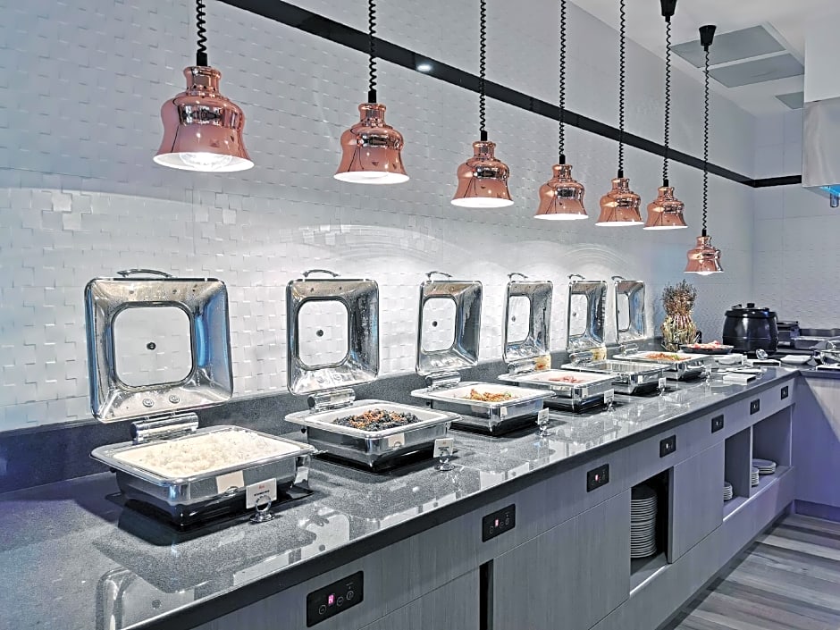 Park Inn by Radisson Iloilo