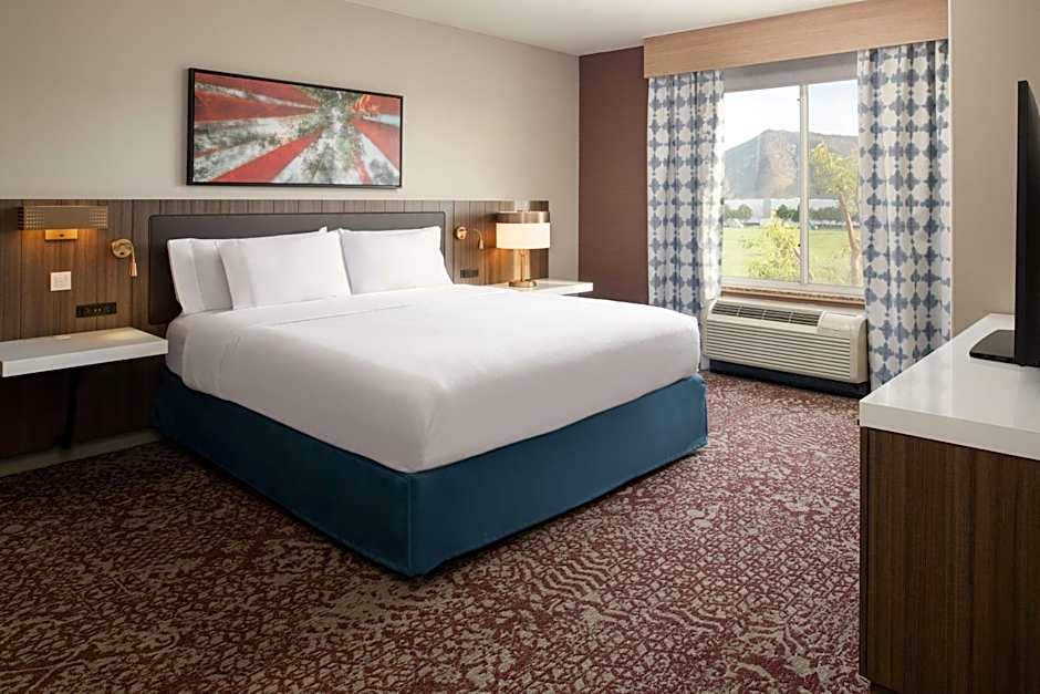 Hilton Garden Inn Fontana