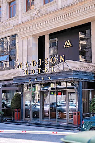 Madison Hotel Baku