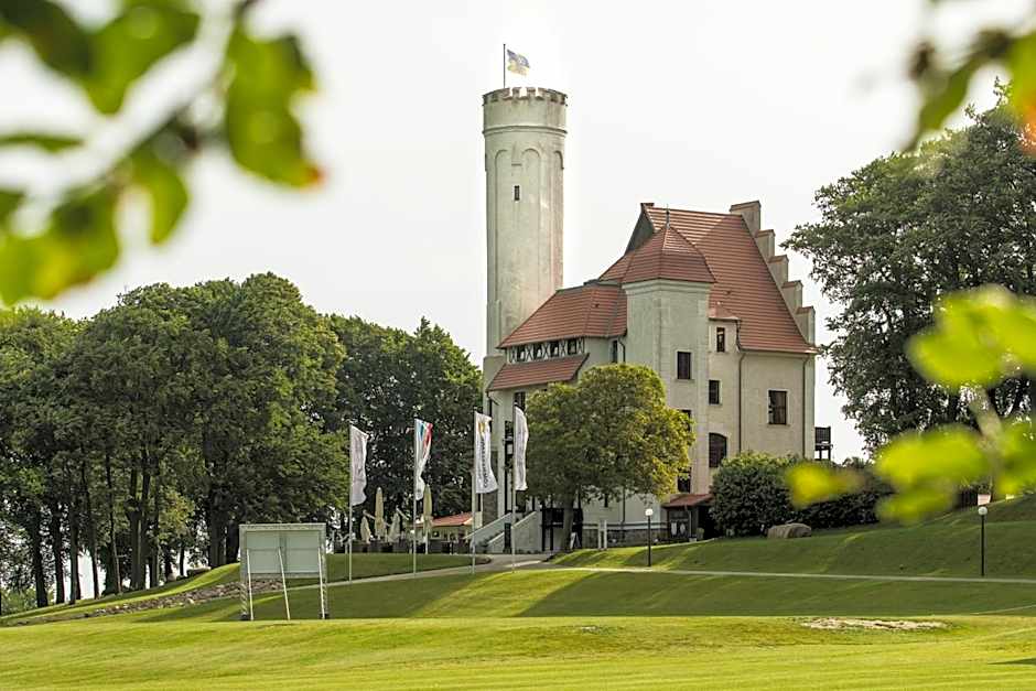 SCHLOSS RANZOW - kleines Romantik Hotel - Wellness - Golfplatz - Hochzeiten & Feiern