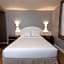 Master Porto Alegre Hotel - Av Carlos Gomes, Proximo ao Consulado Americano
