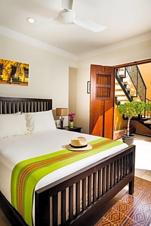 Big Deluxe Suite