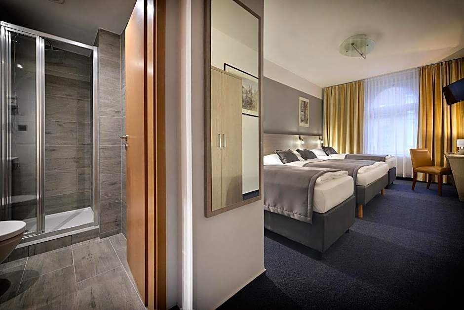 Prague Season Hotel