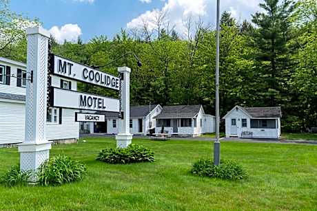 Mount Coolidge Motel