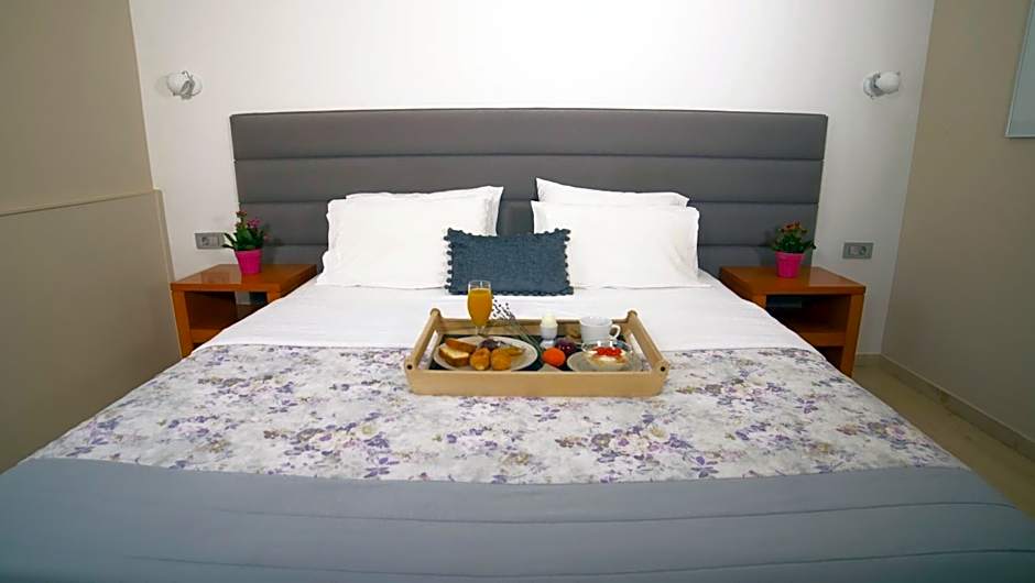 Antikyra Beach Hotel