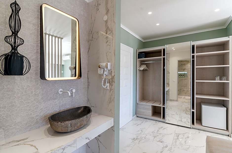 Siviris Golden Beach