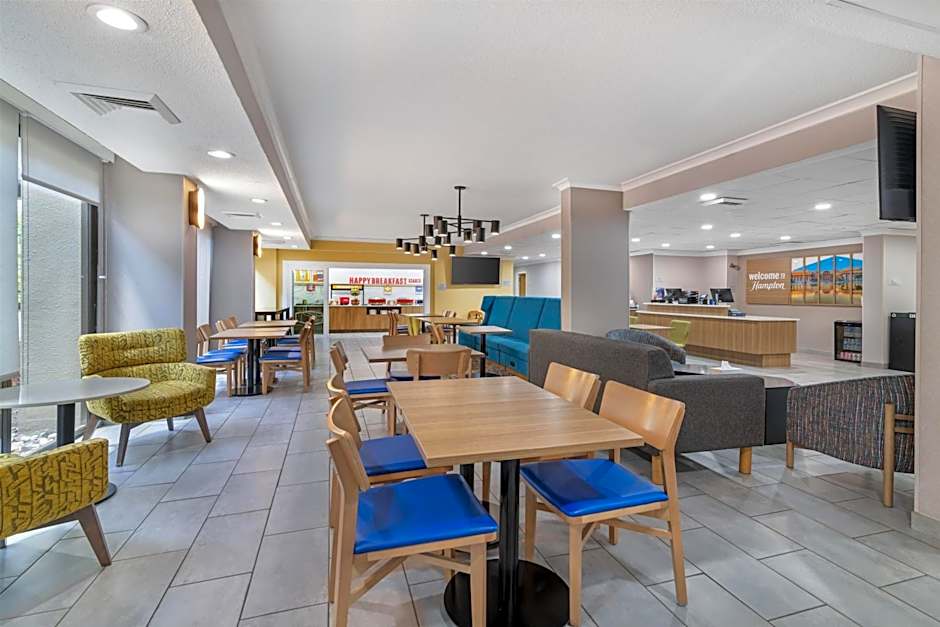 Hampton Inn Albany-Wolf Road (Airport)