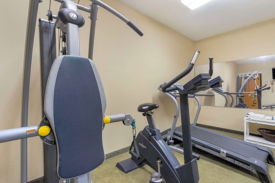 Quality Inn & Suites Pearl-Jackson