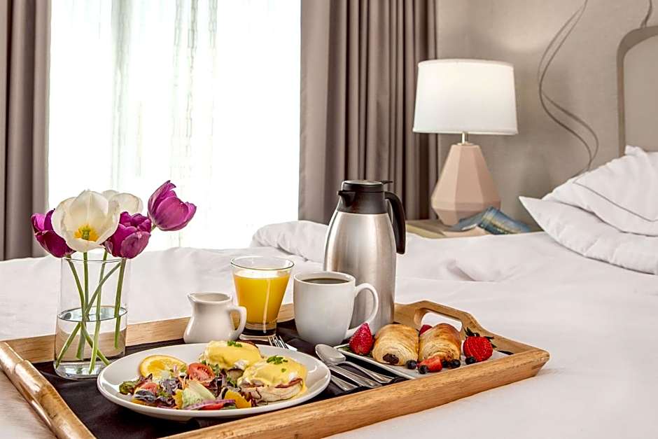 DoubleTree By Hilton Hotel And Conference Center Chicago North Shore
