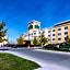 La Quinta Inn & Suites by Wyndham Fargo Medical Center