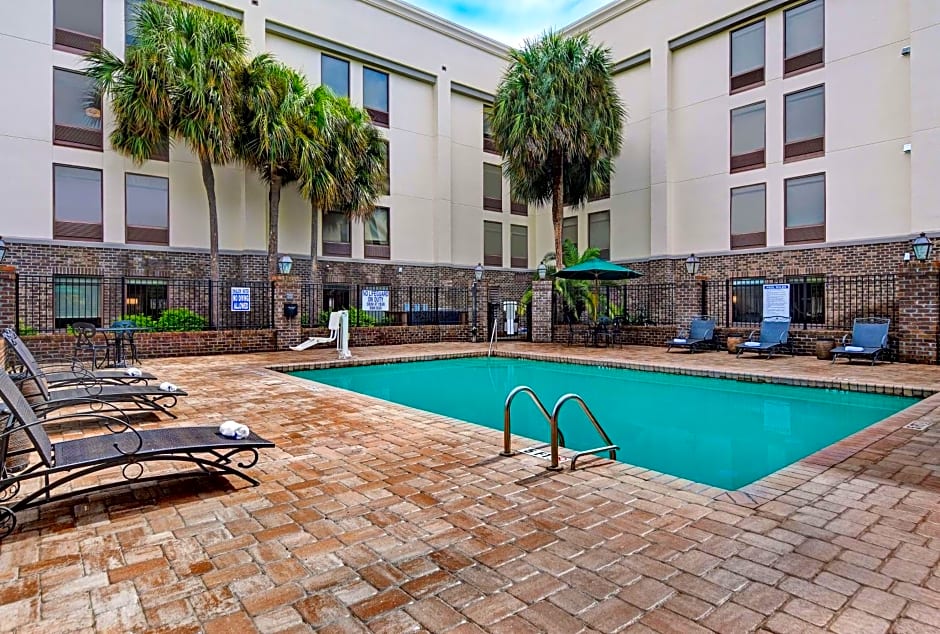 Hampton Inn By Hilton Charleston/Mount Pleasant-Patriots Point