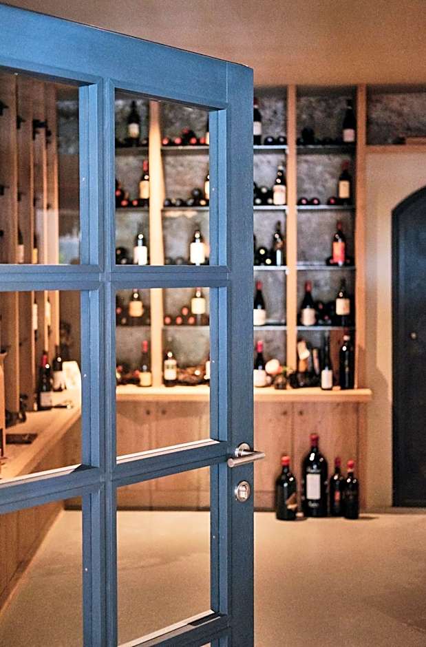 Haller Suites & Restaurant