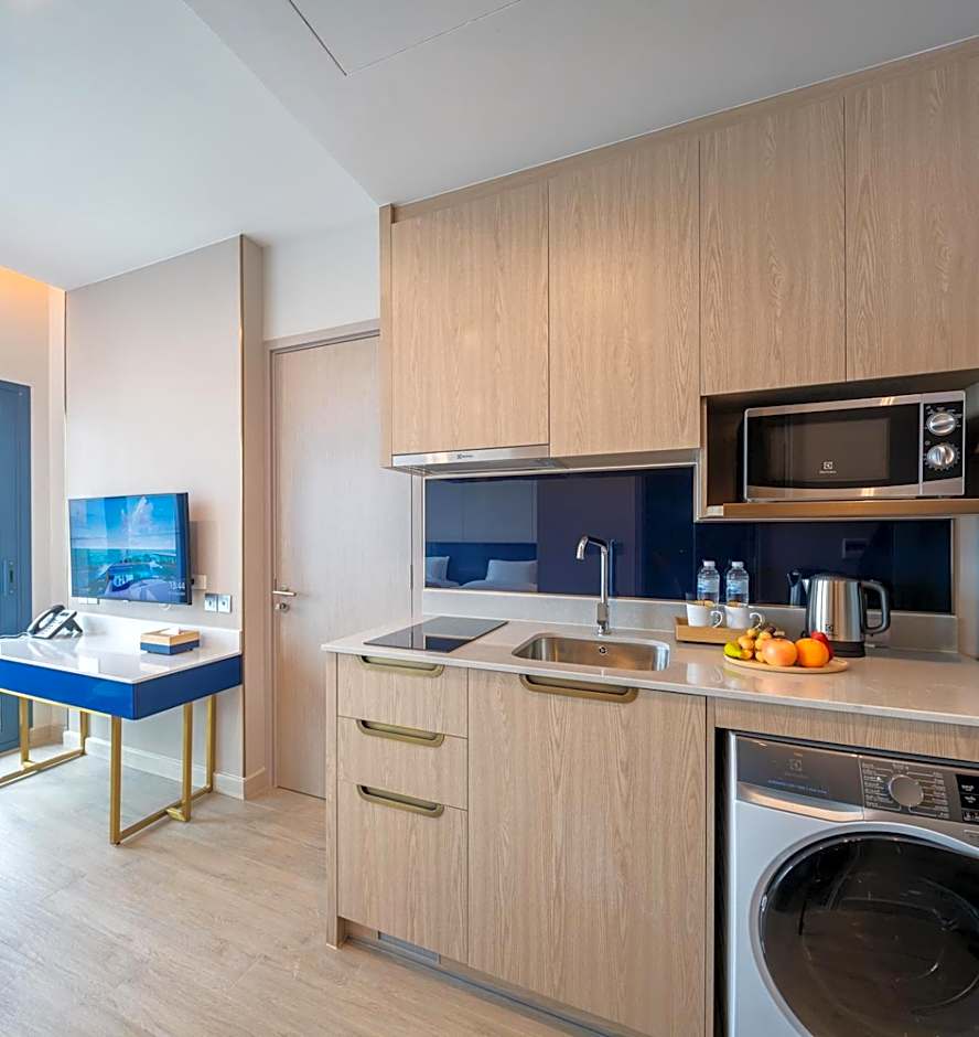 S Sriracha Hotel & Residence