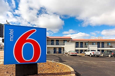 Motel 6-Show Low, AZ