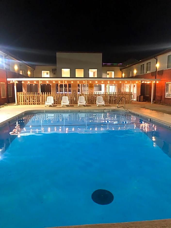 THE BRANSINN Entertainment District
