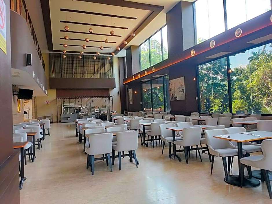 Hotel Grand Baron