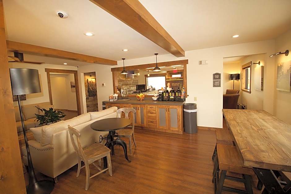 Boarders Inn & Suites by Cobblestone Hotels - Syracuse