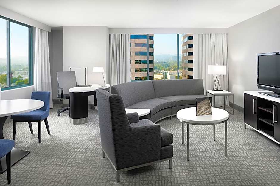 Hilton Woodland Hills/Los Angeles