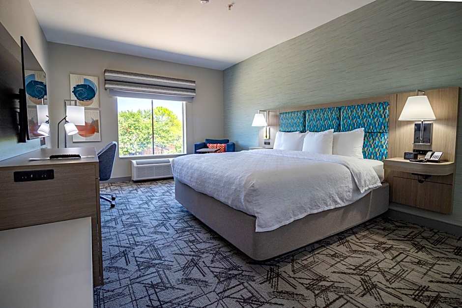 Hampton Inn By Hilton & Suites Denton