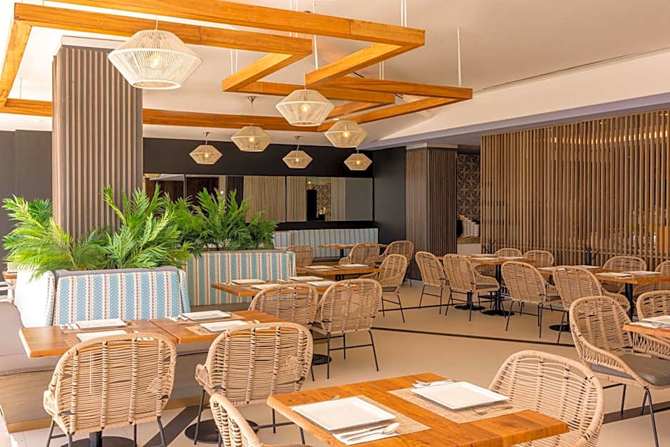 DoubleTree by Hilton Mazatlan