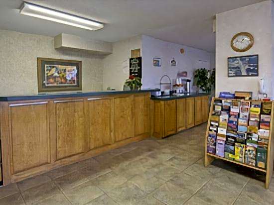 Super 8 by Wyndham Longview/I-20