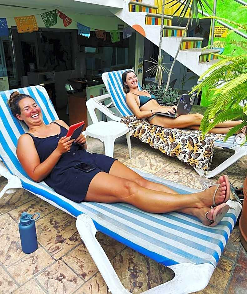 ITH Sayulita Amazing Surf Hostel