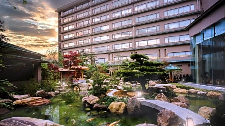 Takayama Green Hotel