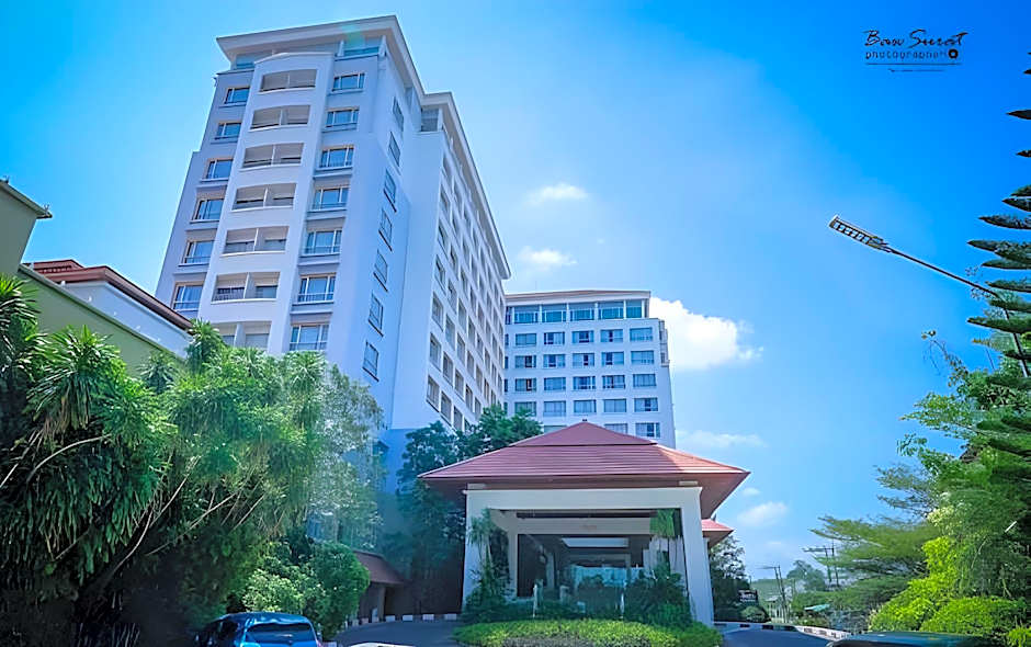 K Park Grand Hotel