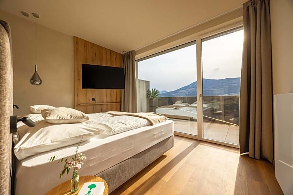 EGGER Apartments & Suites