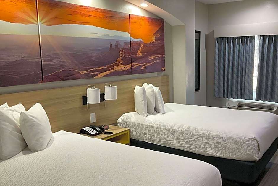Days Inn by Wyndham Humble/Houston Intercontinental Airport