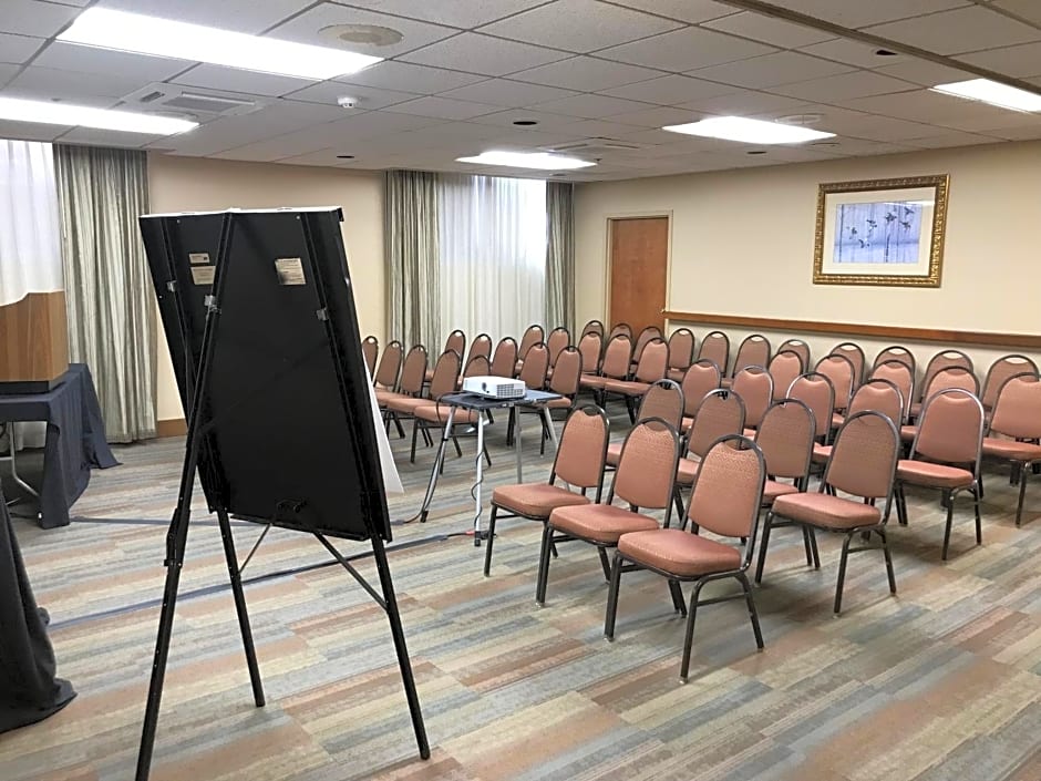 Holiday Inn Portland-By the Bay, an IHG Hotel