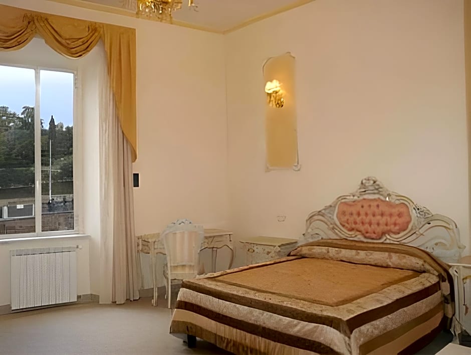 Imperial Rooms Luxury Guest House