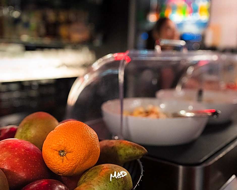 ibis Styles Lausanne Center MadHouse